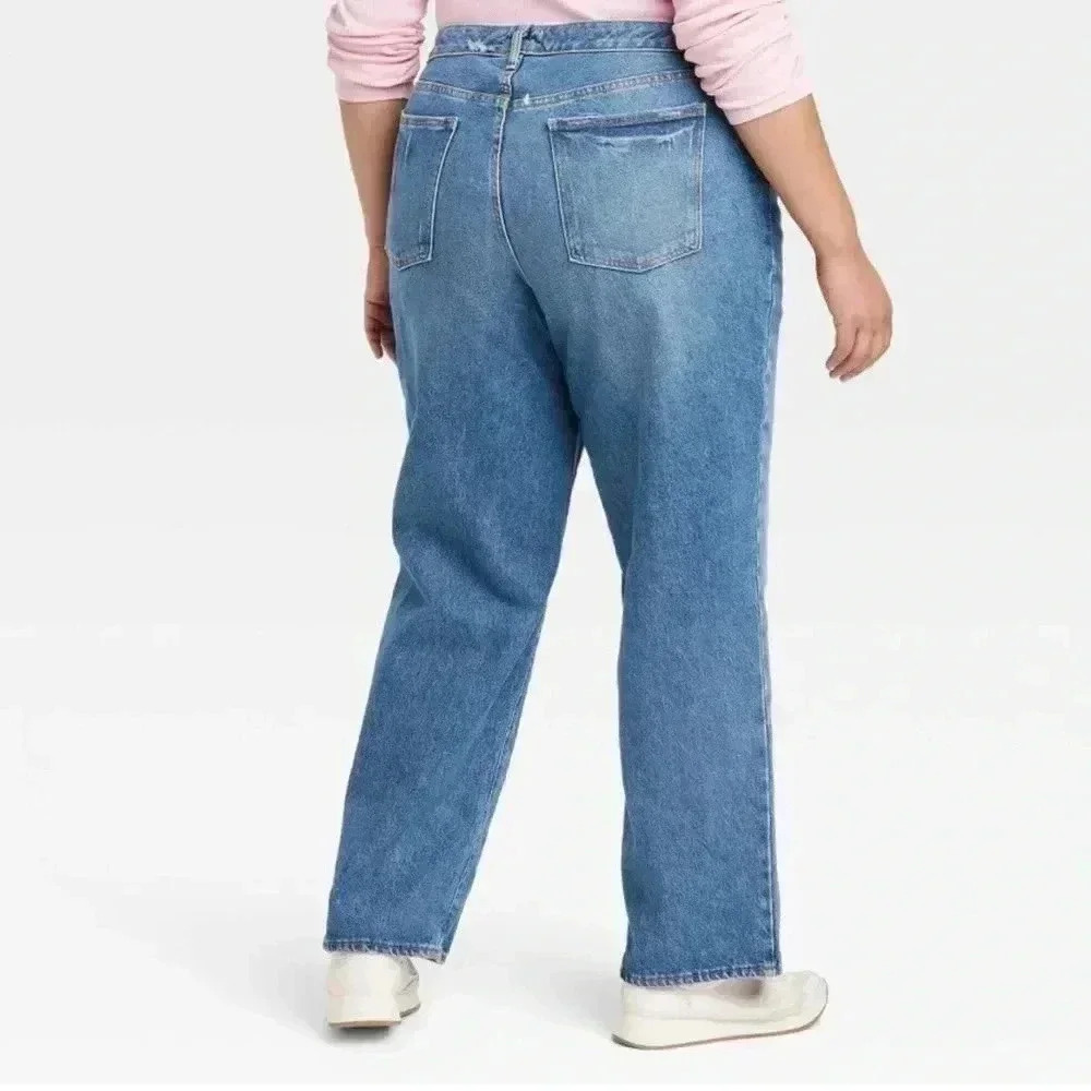 Women's Mid-Rise 90's Baggy Jeans - Universal Thread™ Medium Wash 20 - Picture 3 of 6